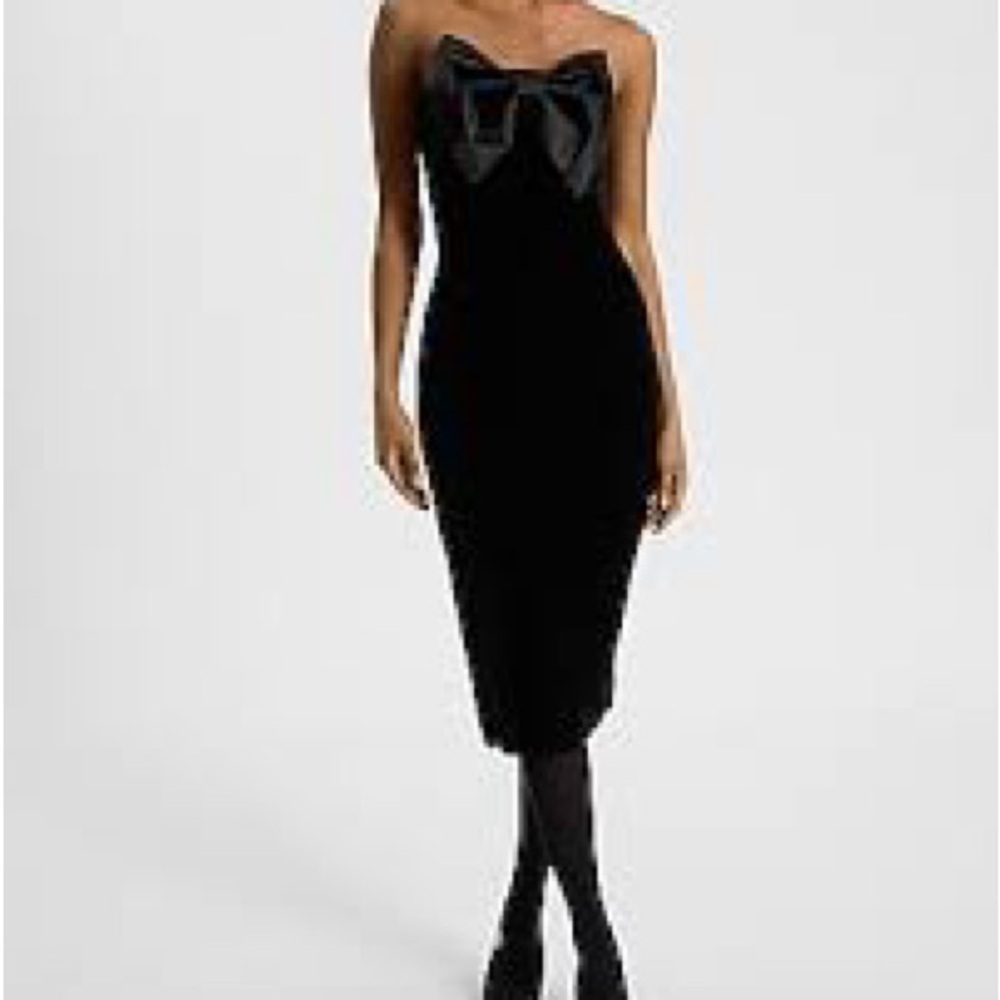 NWT Express Black Velvet Strapless Dress with Bow